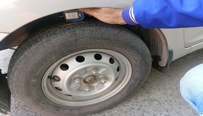 2012 Hyundai Eon ERA, Petrol, Manual, 55,774 km, tyre