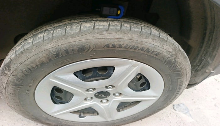 2024 KIA SELTOS  HTK 1.5 PETROL MT, Petrol, Manual, 10,701 km, tyre