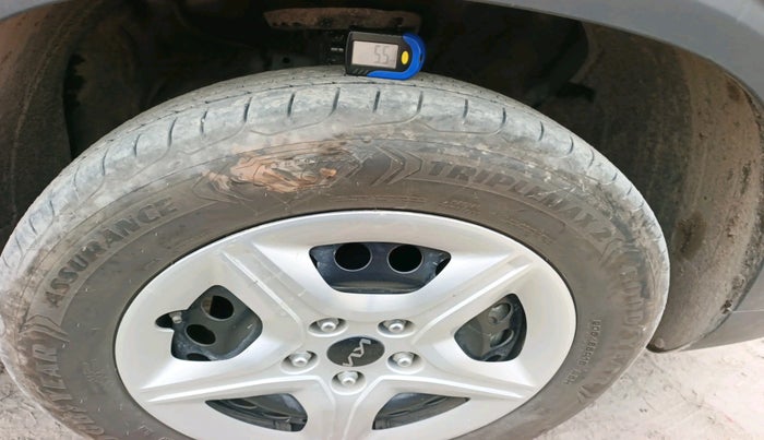 2024 KIA SELTOS  HTK 1.5 PETROL MT, Petrol, Manual, 10,701 km, tyre