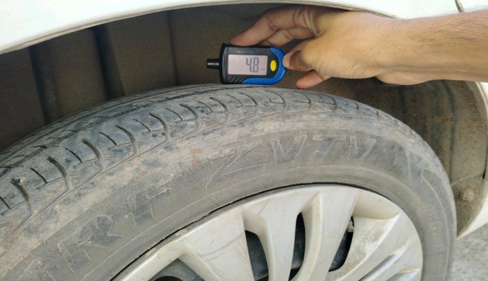 2013 Maruti Ertiga VDI, Diesel, Manual, 2,22,162 km, tyre