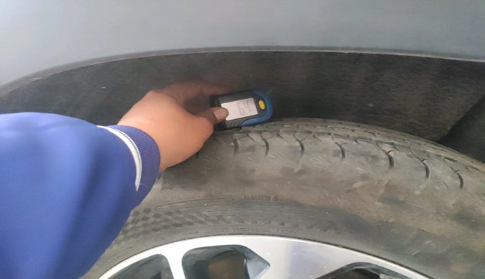 2024 Maruti Invicto ALPHA PLUS 7 STRONG HYBRID , Hybrid, Automatic, 12,383 km, tyre