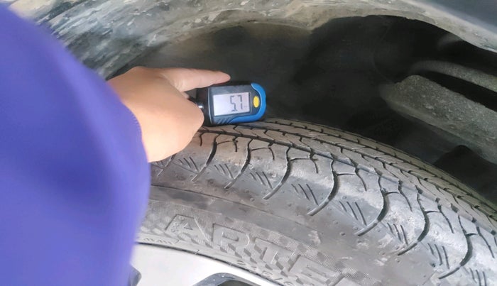 2024 Maruti Invicto ALPHA PLUS 7 STRONG HYBRID , Hybrid, Automatic, 12,383 km, tyre