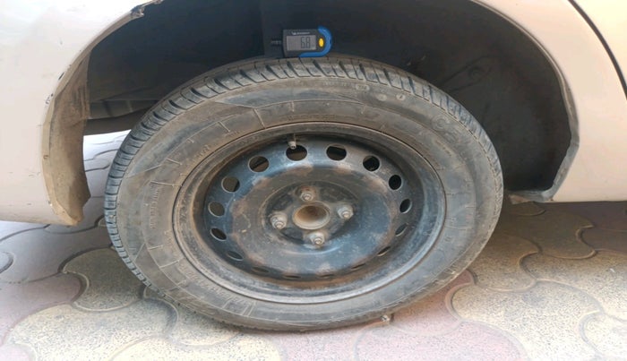 2012 Toyota Etios GD, Diesel, Manual, 1,99,125 km, tyre