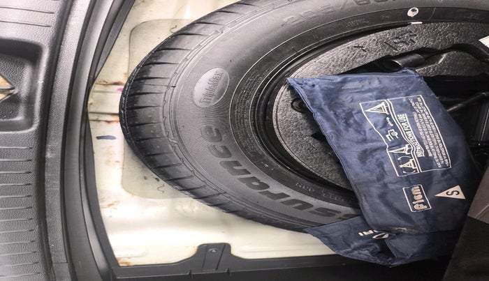 2016 Hyundai Creta SX 1.6 DIESEL, Diesel, Manual, 87,571 km, tyre