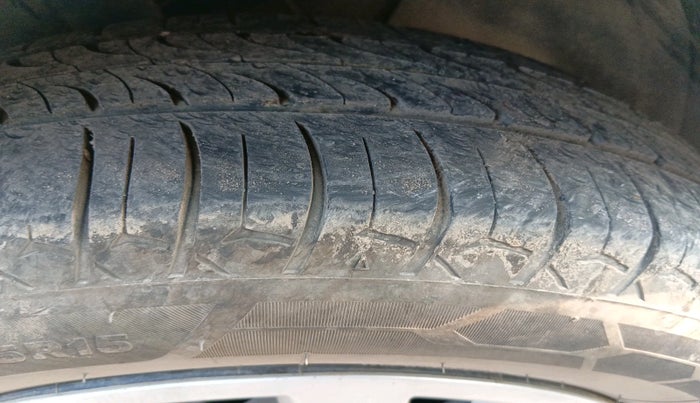 2018 Hyundai Verna 1.4 E PETROL, Petrol, Manual, 24,829 km, tyre