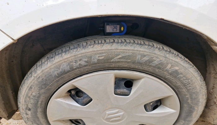 2023 Maruti New Wagon-R VXI CNG 1.0, Petrol, Manual, 66,094 km, tyre