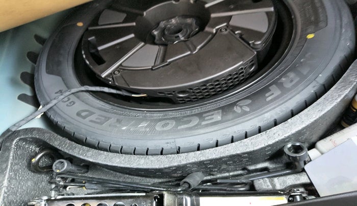 2023 Skoda SLAVIA STYLE 1.0L TSI AT, Petrol, Automatic, 41,884 km, tyre