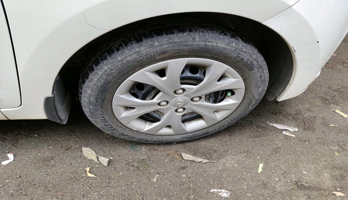 2015 Hyundai Grand i10 SPORTZ 1.2 KAPPA VTVT, Petrol, Manual, 36,533 km, tyre