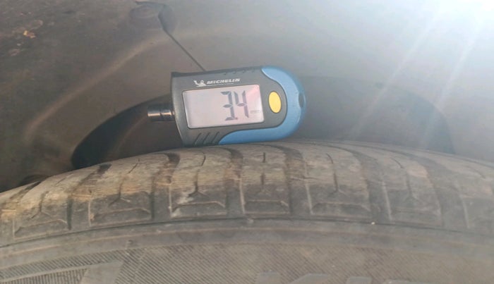 2014 Hyundai New Elantra 1.6 SX AT DIESEL, Diesel, Automatic, 89,133 km, tyre