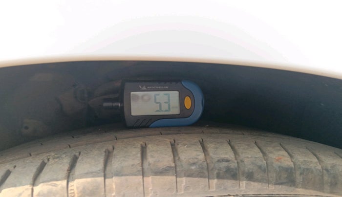 2014 Hyundai New Elantra 1.6 SX AT DIESEL, Diesel, Automatic, 89,133 km, tyre