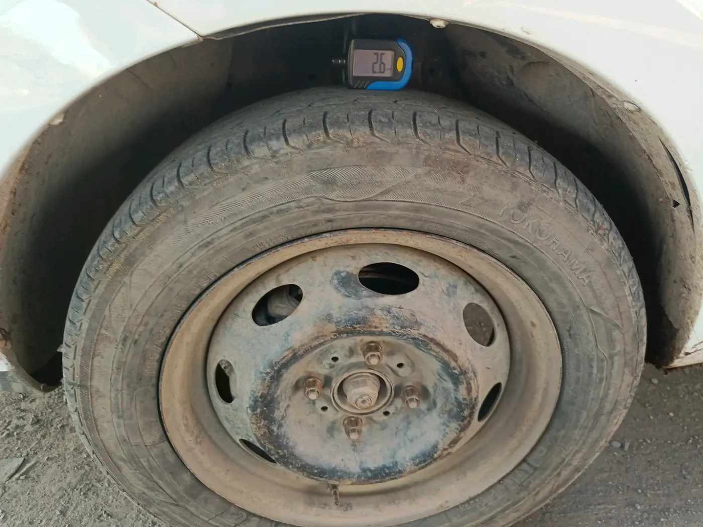 2016 Tata Zest XM PETROL, CNG, Manual, 1,04,000 km, tyre