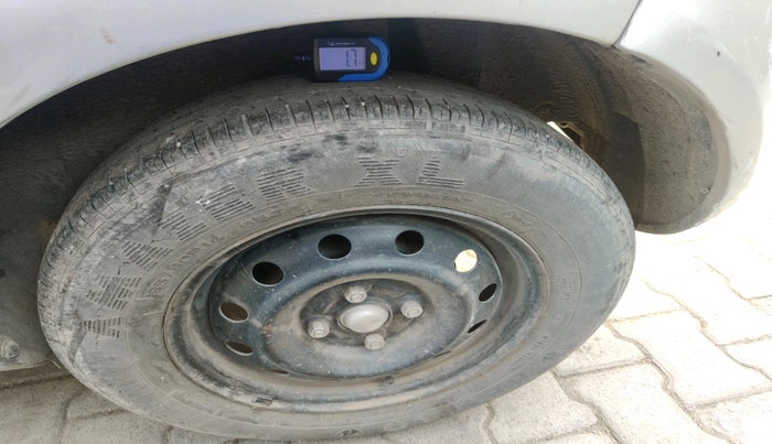 2014 Maruti Ritz VXI, Petrol, Manual, 94,920 km, tyre