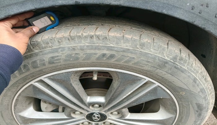 2017 Hyundai Creta SX PLUS AT 1.6 DIESEL, Diesel, Automatic, 75,812 km, tyre