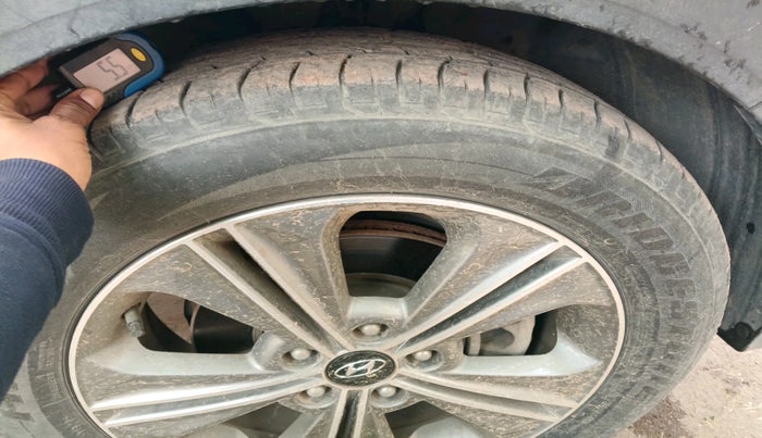 2017 Hyundai Creta SX PLUS AT 1.6 DIESEL, Diesel, Automatic, 75,812 km, tyre