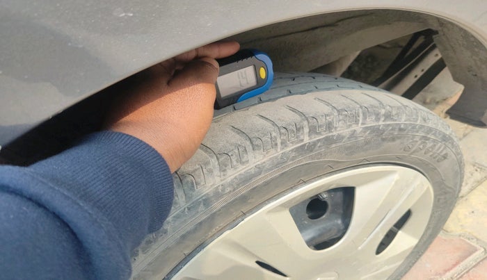 2016 Maruti Wagon R 1.0 VXI, Petrol, Manual, 53,962 km, tyre