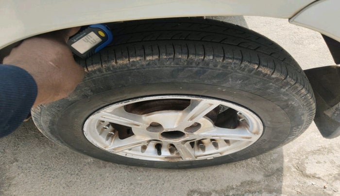 2011 Maruti Alto LXI, Petrol, Manual, 86,730 km, tyre