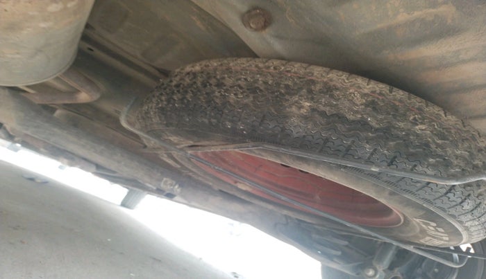 2024 Renault TRIBER RXE MT, CNG, Manual, 1,34,000 km, tyre