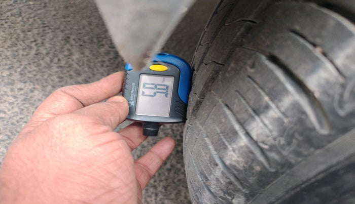 2013 Hyundai Verna FLUIDIC 1.6 VTVT SX, Petrol, Manual, 83,581 km, tyre