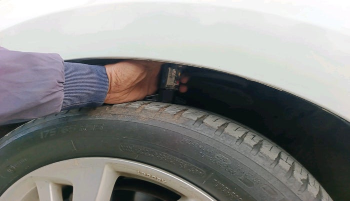 2016 Honda Jazz 1.2L I-VTEC V AT, Petrol, Automatic, 90,329 km, tyre