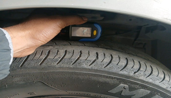 2016 Maruti Ertiga VXI CNG, Petrol, Manual, 1,09,894 km, tyre