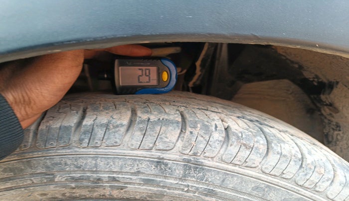 2019 Renault TRIBER RXZ, Petrol, Manual, 91,203 km, tyre