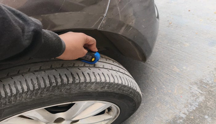 2017 Chevrolet Cruze LTZ AT, Diesel, Automatic, 91,901 km, tyre