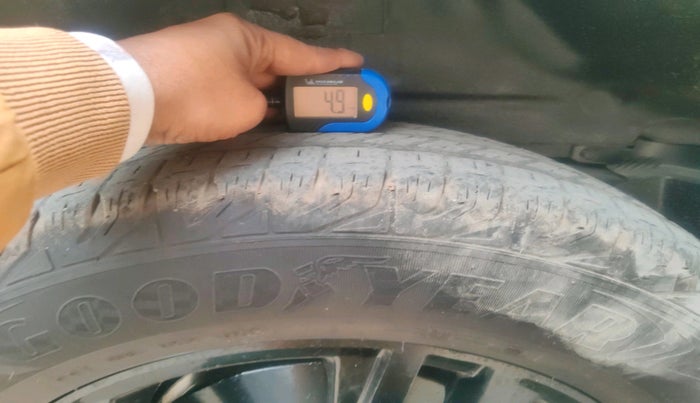 2016 Mahindra Scorpio S6 PLUS INTELLI-HYBRID, Diesel, Manual, 70,593 km, tyre