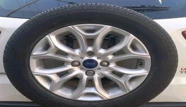 2015 Ford Ecosport TITANIUM 1.0L ECOBOOST, Petrol, Manual, 36,855 km, tyre