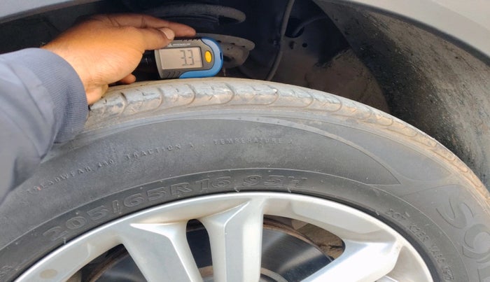 2017 Hyundai Creta SX PLUS 1.6 PETROL, Petrol, Manual, 55,571 km, tyre