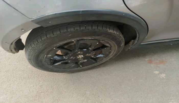 2018 Maruti IGNIS ZETA 1.2 AMT, Petrol, Automatic, 72,359 km, tyre