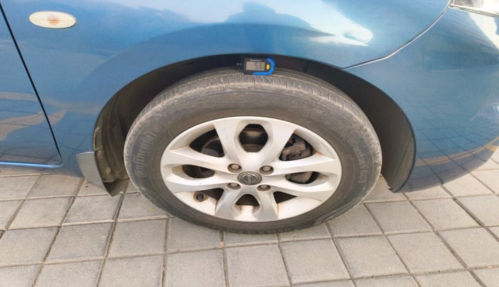 2015 Nissan Micra XV CVT, Petrol, Automatic, 37,298 km, tyre