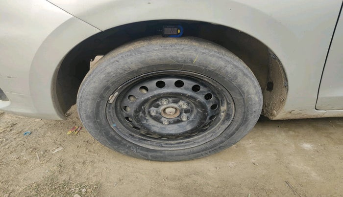 2021 Maruti Ertiga VXI CNG, CNG, Manual, 1,41,214 km, tyre