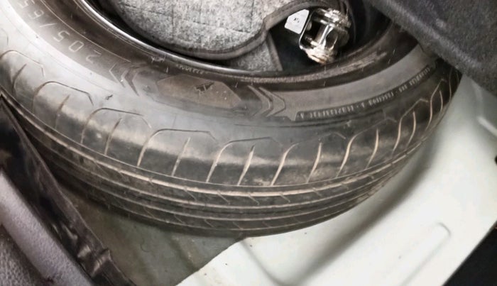 2023 KIA SELTOS  HTK PLUS 1.5 PETROL MT, Petrol, Manual, 50,848 km, tyre