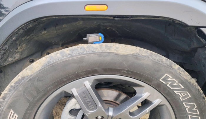 2023 Mahindra Thar LX HT PETROL 4WD MT, Petrol, Manual, 29,347 km, tyre