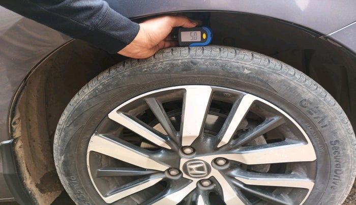 2021 Honda City 1.5L I-VTEC ZX CVT, Petrol, Automatic, 96,250 km, tyre