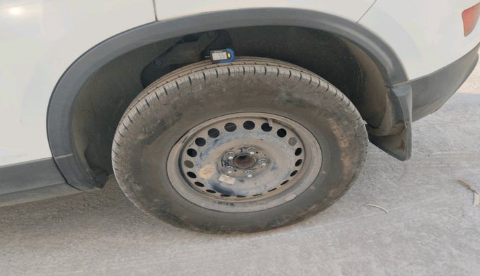 2022 Tata Harrier XZA PLUS 2.0L DUAL TONE, Diesel, Automatic, 96,117 km, tyre