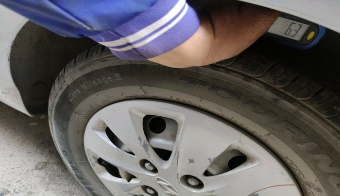 2011 Hyundai i10 ERA 1.1, Petrol, Manual, 1,28,322 km, tyre