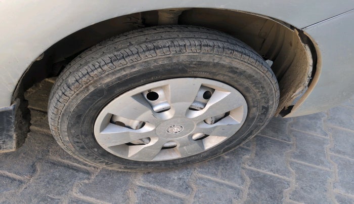 2012 Maruti Wagon R 1.0 LXI, Petrol, Manual, 58,044 km, tyre