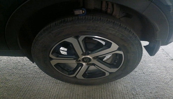 2021 Tata NEXON EV XZ PLUS, Electric, Automatic, 37,129 km, tyre