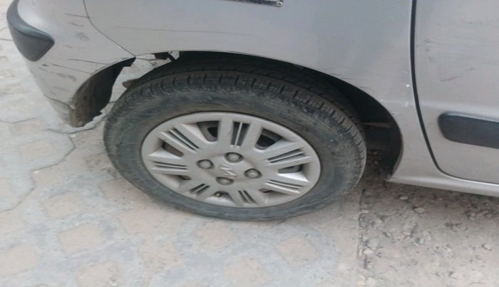 2011 Hyundai Santro Xing GLS LPG, Petrol, Manual, 36,617 km, tyre