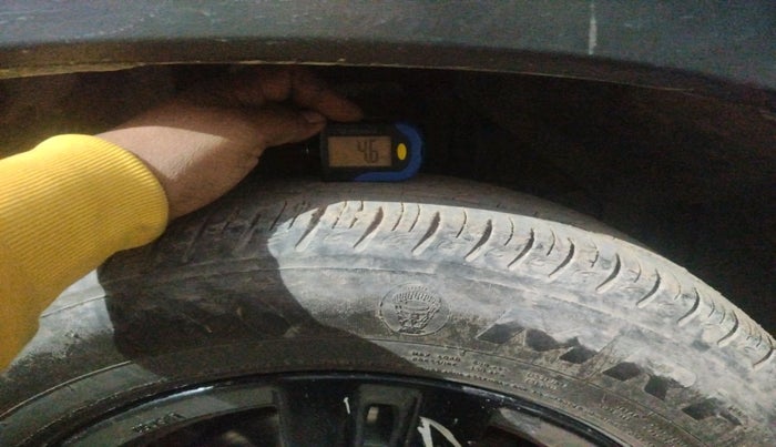 2019 Maruti Vitara Brezza ZDI PLUS AT DUAL TONE, Diesel, Automatic, 1,45,531 km, tyre