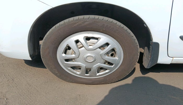 2016 Maruti Wagon R 1.0 LXI CNG, Petrol, Manual, 86,530 km, tyre