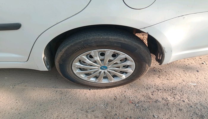 2014 Maruti Swift Dzire LDI, Diesel, Manual, 1,05,433 km, tyre