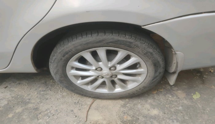 2011 Toyota Etios V, Petrol, Manual, 50,777 km, tyre