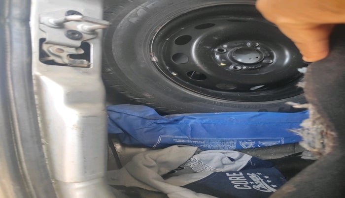 2019 Tata Tiago XZ PETROL, Petrol, Manual, 49,421 km, tyre