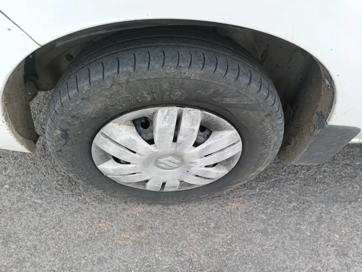2018 Maruti Alto 800 LXI, CNG, Manual, 50,000 km, tyre