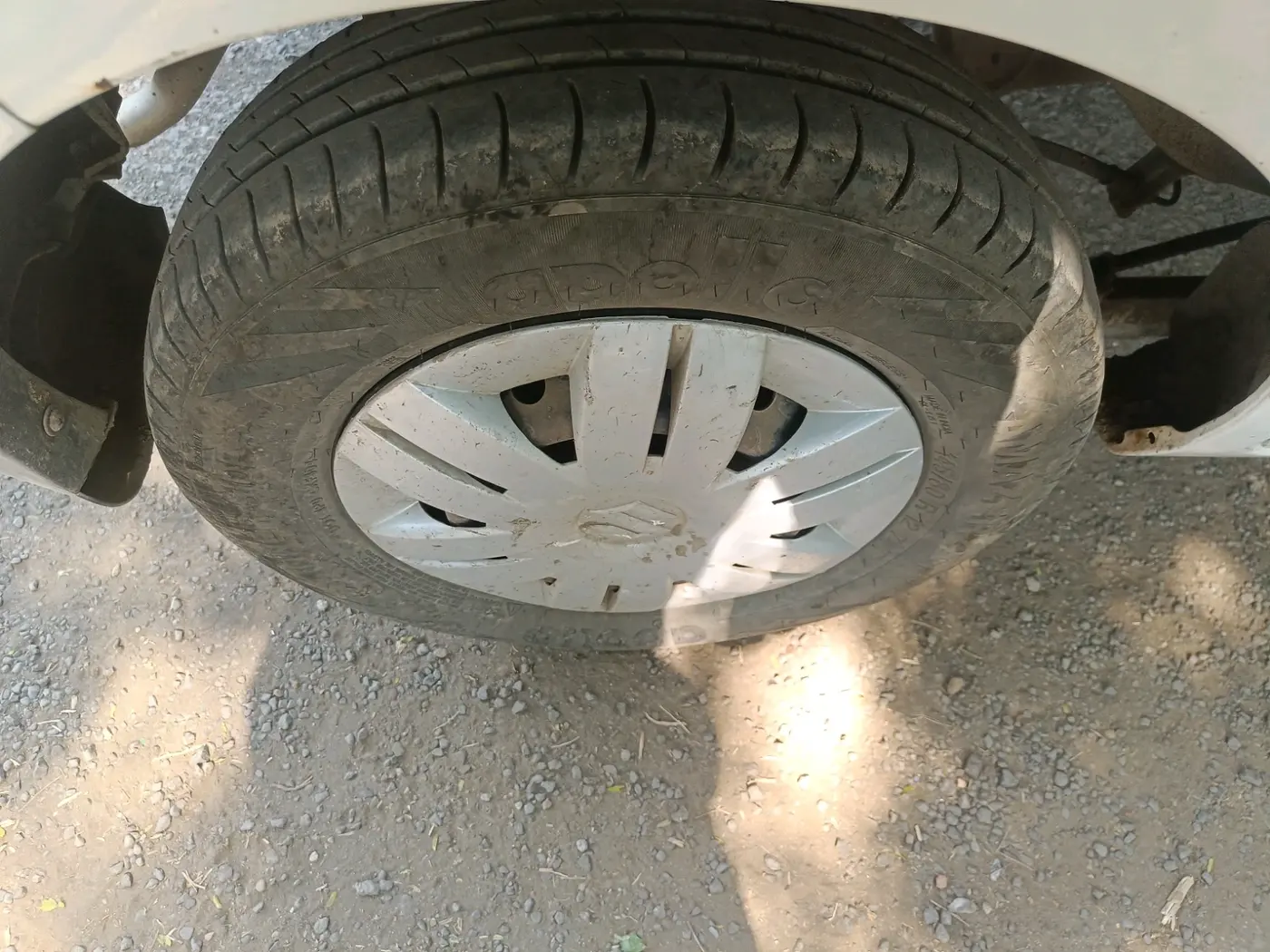 2018 Maruti Alto 800 LXI, CNG, Manual, 50,000 km, tyre