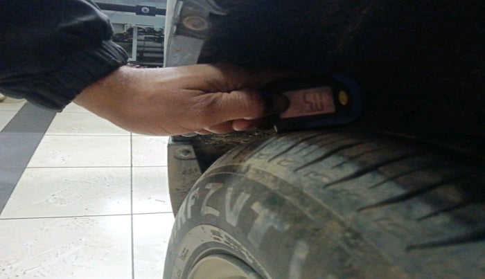 2021 Maruti Baleno DELTA PETROL 1.2, Petrol, Manual, 29,594 km, tyre