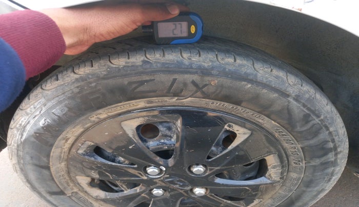 2011 Hyundai i10 MAGNA 1.2, Petrol, Manual, 39,514 km, tyre