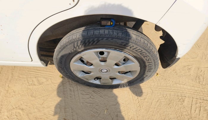 2011 Maruti Wagon R 1.0 LXI, Petrol, Manual, 88,819 km, tyre